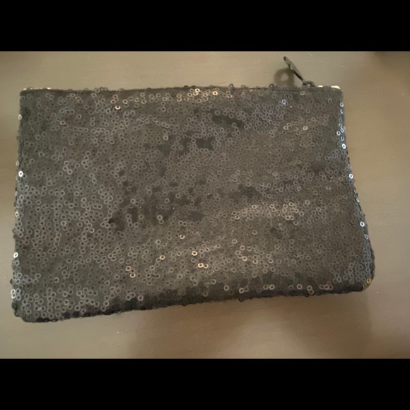 Three Ipsy Makeup Bags NWOT with eyeshadow brush - Picture 6 of 11